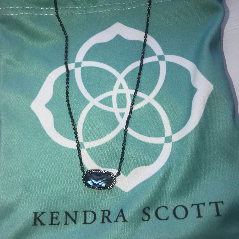 Kendra Scott Elisa Necklace